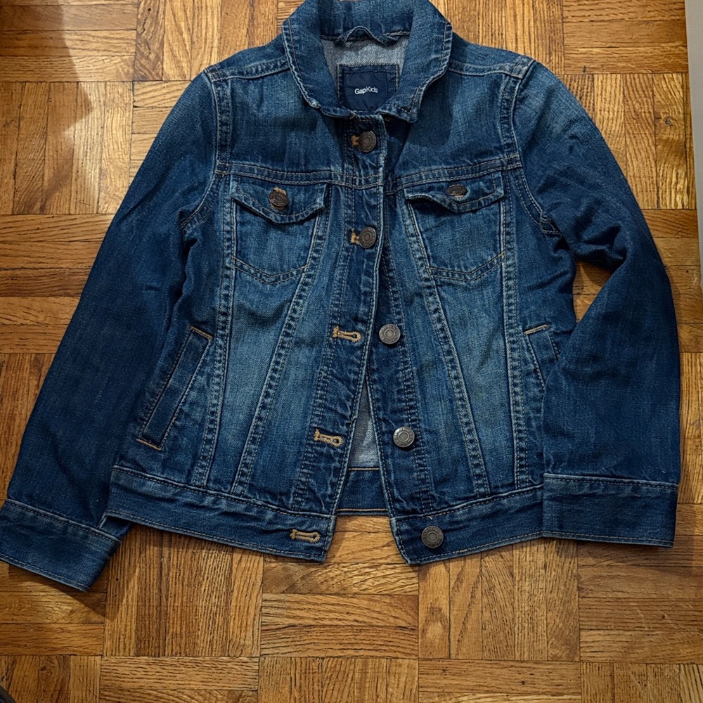 GAP Blue Jean Jacket Classic Denim Style